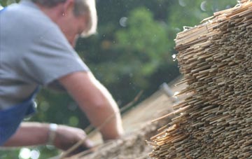 professional Little Ballinluig thatchers